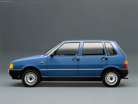 Fiat Uno (1990) - picture 11 of 14