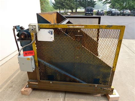 Vestil Manufacturing 4000 Lb. Capacity Automatic Dumper AH2466 - Lanco ...