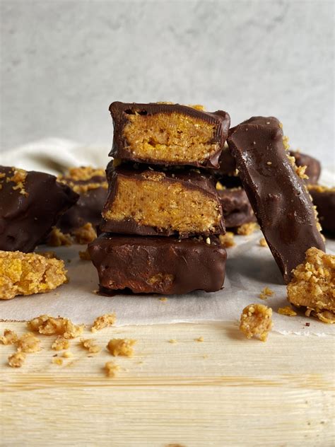 Homemade Butterfinger Bars (gluten-free) - Something Nutritious