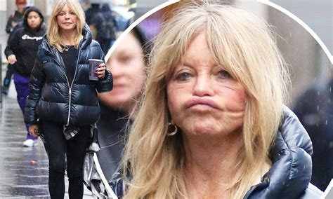Goldie Hawn, 77, is almost unrecognizable as she makes a duck face ...