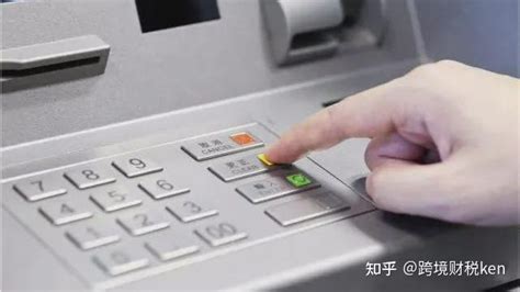 ATM机无卡存钱 2500元被吞了|银行|小刘|民警_新浪新闻
