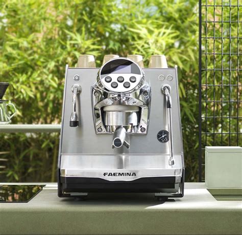 Most Expensive Coffee Machine 的图像结果