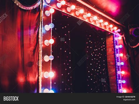 Light Bulb 的图像结果