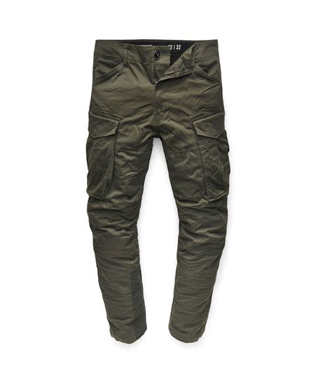 Shahrukh Khan is in love with cargo pants. Here’s how you can get his ...