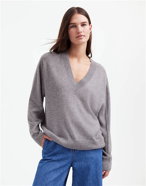 Cashmere V-Neck Sweater | Madewell