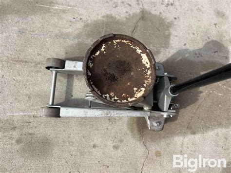 OTC Floor Jack | Agriculture | BigIron
