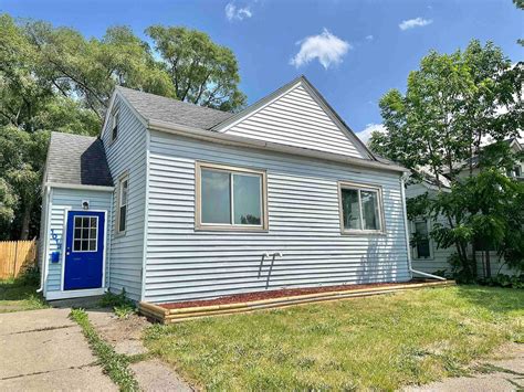 1013 Garfield Ave, Bay City, MI 48708 | MLS #50112776 | Zillow