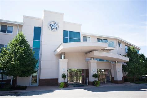 Garden Villas Of Lenexa Retirement Homes | Fasci Garden