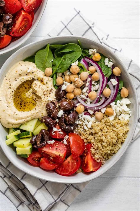 Mediterranean Hummus Bowl {Vegan Freindly} | FeelGoodFoodie