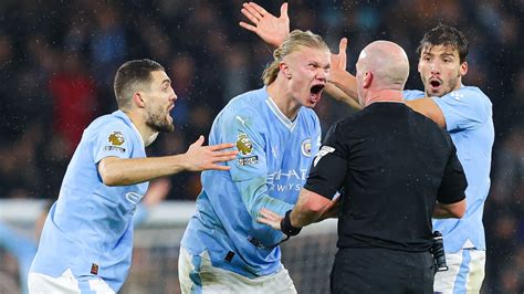 Premier League 2023-24: Manchester City Fined ₹1.25 Crore After Players ...