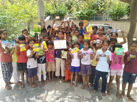 Environmentalist works to stop plastic wrappers from ending up in ...