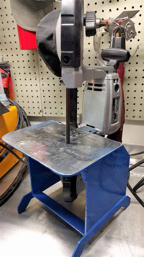 DIY Harbor Freight Portable Band Saw Stand | Welding stands ideas ...