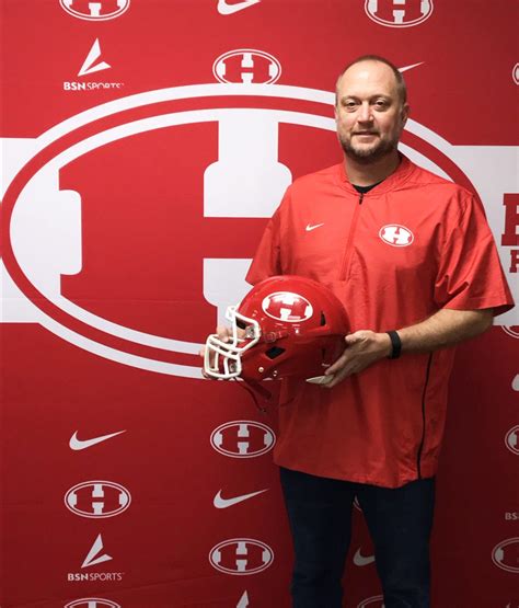 Halls announces Scott Cummings as head football coach; Q&A included ...