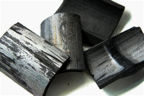 Carbón de bambú – HiSoUR Arte Cultura Historia