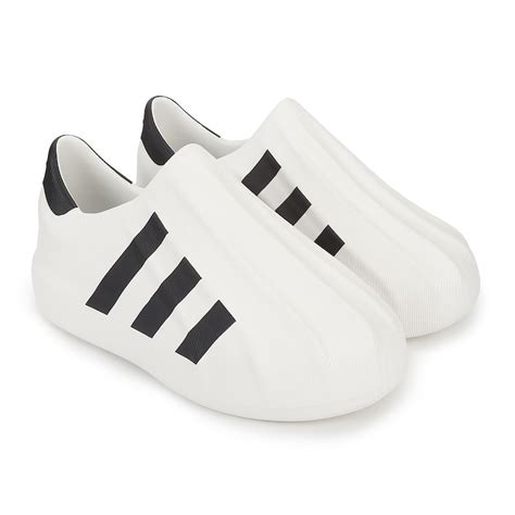 Buy Men White Online at The Collective - 918730