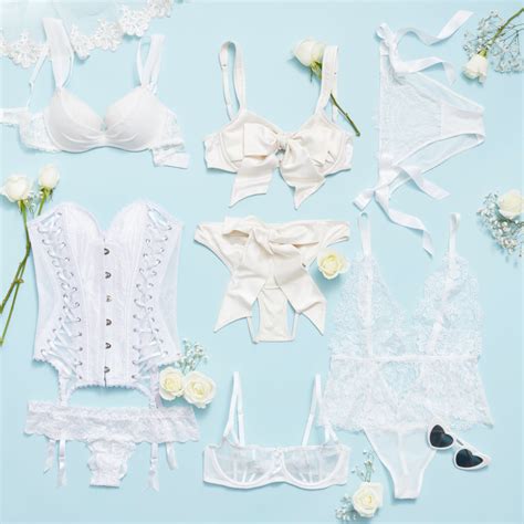 Adore Me Reviews: Get All The Details At Hello Subscription!