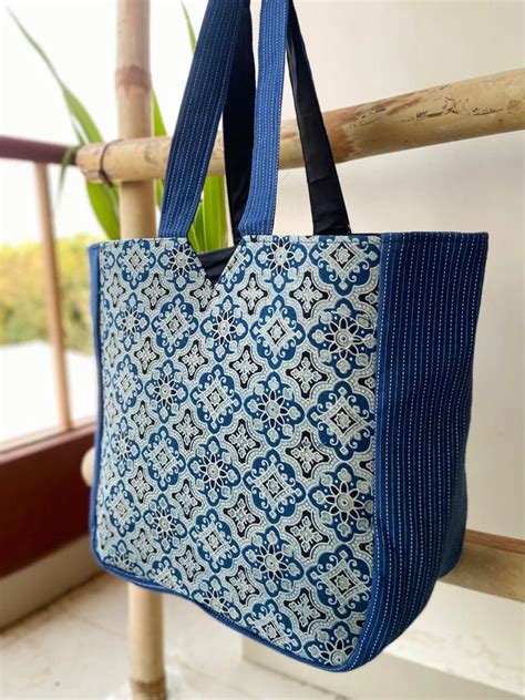 Ajrakh Print Shopping Hand Bags – Nitnaya