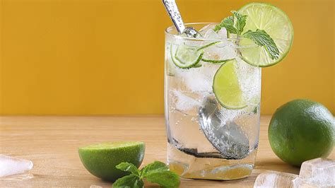 Benefits of Lime Water- For Skin, Hair, and Total Health - benefits lime in water