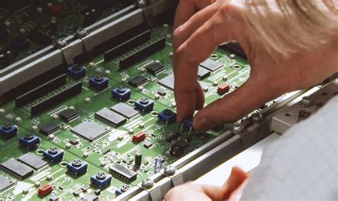 Assemblage des applications électroniques - ACE electronics