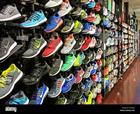 Running Shoe Stores In Tampa Fl at Phyllis Fetter blog