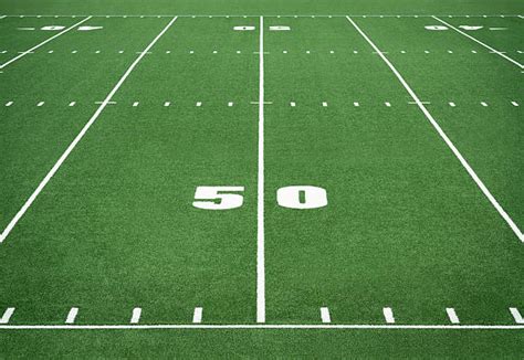 C Football Field 的图像结果