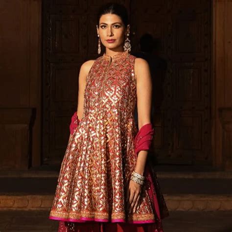 Surkh Gota Short Flared Suit – Mynah Designs