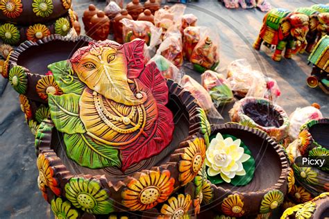 Local Crafts 的图像结果