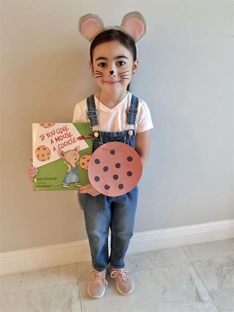 Pin by Chụp hình Cho Bé on Ảnh Bé hóa trang | Childrens book character ...