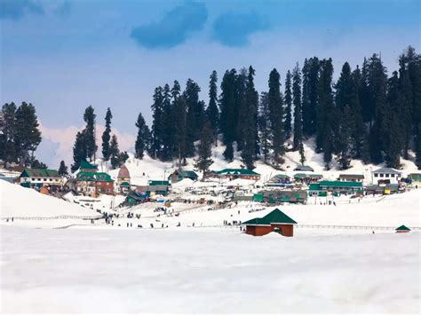 Gulmarg and Gurez in Kashmir experiences fresh snowfall, - TimesTravel