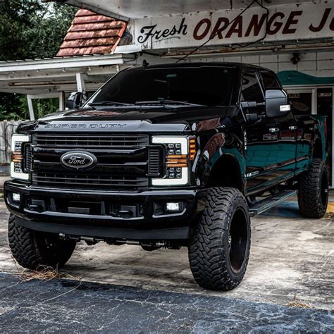 Top 10 Lifted Ford F250/F350 Trucks Modified for Mud Tires, Wide stance. | Lifted ford trucks ...