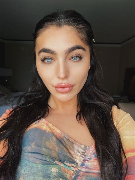 TW Pornstars - 1 pic. Emily Rinaudo. Twitter. 🧄. 4:50 PM - 3 Jul 2021