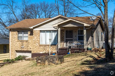 About Smithfield | Schools, Demographics, Things to Do - Homes.com