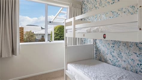 I See The Lake - Omori Holiday Home | Accommodation in Taupō, New Zealand