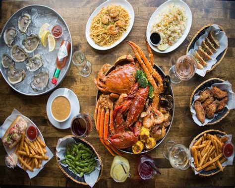Order Madison Crab House Delivery in Chicago | Menu & Prices | Uber Eats