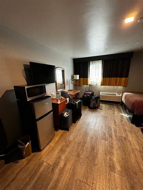 LA MIRAGE INN (Los Angeles) - Motel Reviews, Photos, Rate Comparison ...