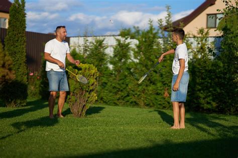 Outdoor Games Badminton 的图像结果