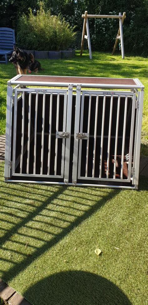 Große Hundebox in Jübek | Sonstiges | Kleinanzeigen