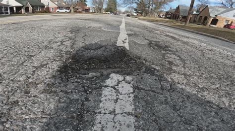 Indy DPW gets $10 million to tackle pothole problem | wthr.com