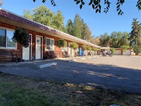 DEW DUCK INN (Plains) - Hotel Reviews, Photos, Rate Comparison ...