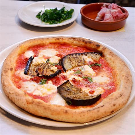 800°Degrees Neapolitan Pizzeria | Harumari TOKYO