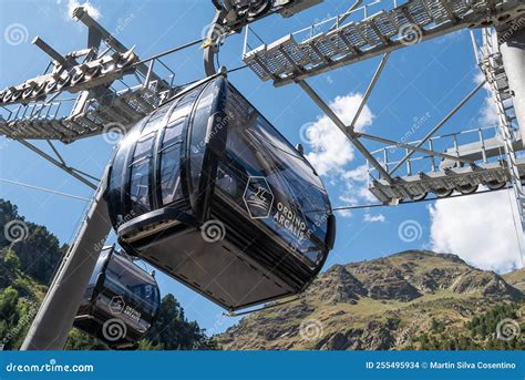 Gondola Lift In Spanish at Jerald Hunt blog