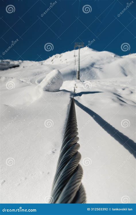 Cable Rail System Texture 的图像结果