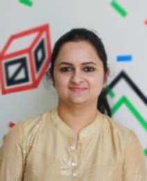 Faculty and Staff Members of School of Communication Programmes | WUD