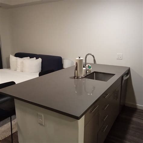 PLACEMAKR MARYMOUNT BALLSTON (Arlington) - Hotel Reviews, Photos, Rate ...