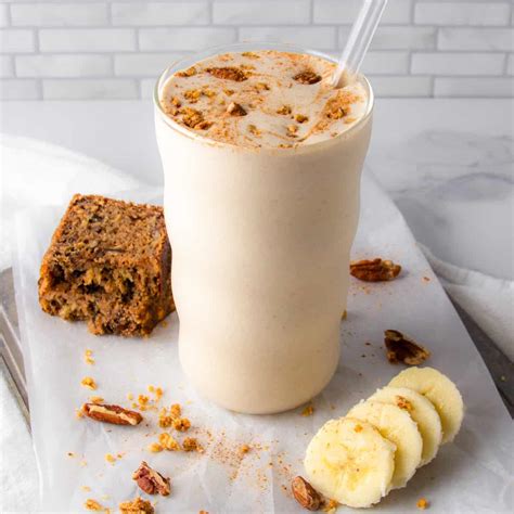 Banana Bread Protein Shake (High-Protein Smoothie) - proteincakery.com