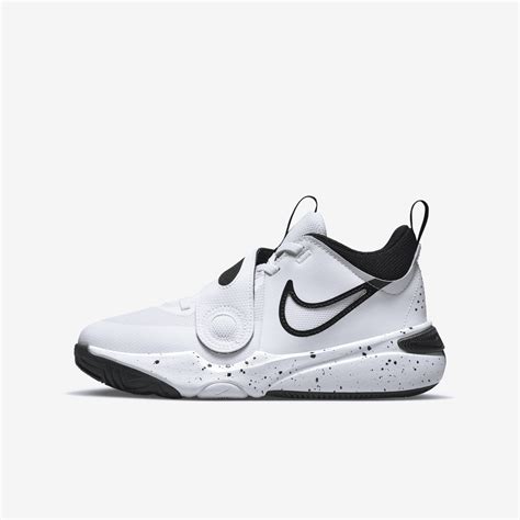 Nike Team Hustle D 11 Big Kids' Basketball Shoes | Best volleyball ...