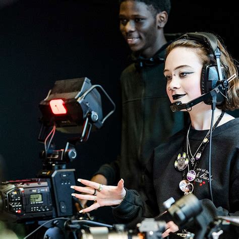 Digital Media Related Pictures 的图像结果