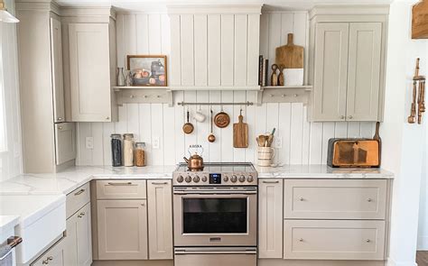 DIY range hood and backsplash build for the perfect farmhouse kitchen ...