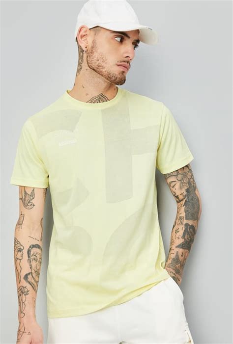 Buy Men's Sports T-Shirt in India at Best Price | Max Fashion