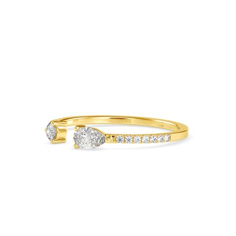 Sleek Shimmery Diamond Ring – Conscious Carat